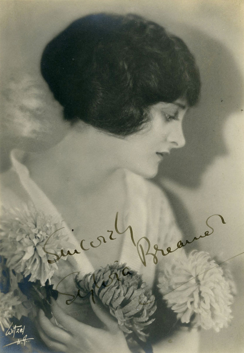 Sylvia Breamer Sylvia Breamer