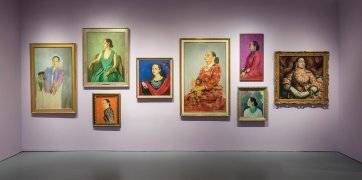 Installation wall, Rubinstein portraits: Helena Rubinstein: Beauty Is Power at the Jewish Museum, New York