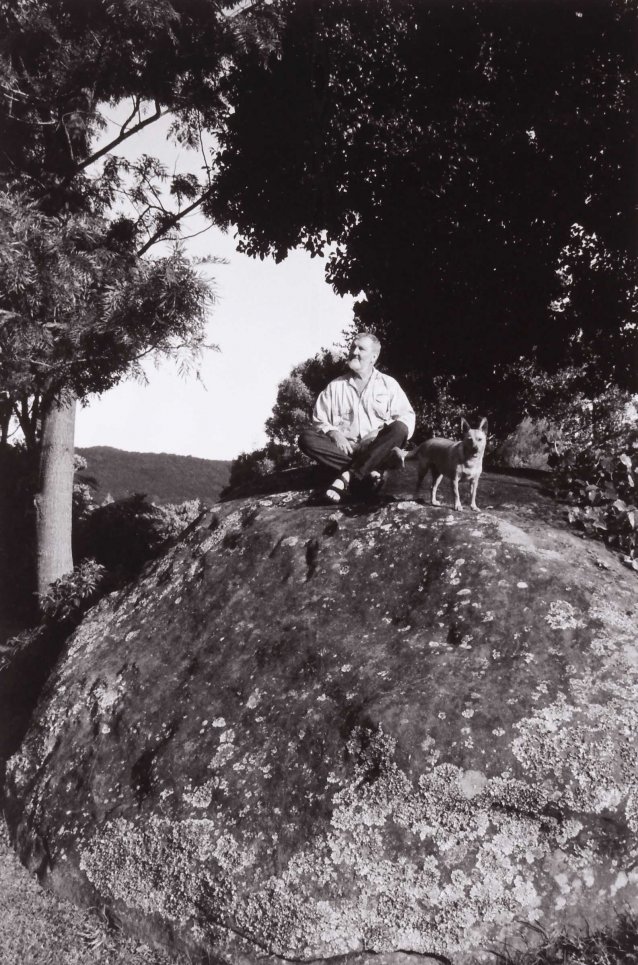 Jeff Carter with his dog Annie Rose at Foxground NSW