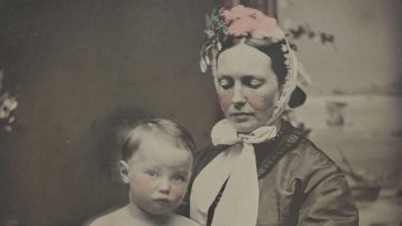 Martha Mary Robertson with her child William St Leonards Robertson