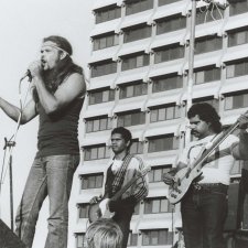 Tiga Bayles with No Fixed Address at the People for Nuclear Disarmament rally on Palm Sunday, 27 March 1983