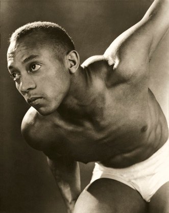 Jesse Owens, by Lusha Nelson, 1935 publ. September 1935.
Credit: Courtesy Condé Nast Archive