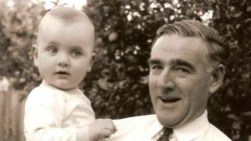 Angus and the late Peter C. Trumble, 1965, still then a firm advocate of the detachable collar.