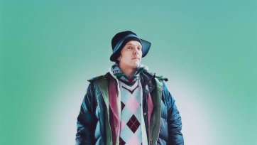 Creator versus character - Chris Lilley