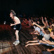 Angus Young, AC/DC, LA