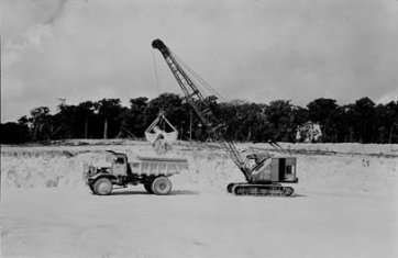 Phosphate mining and loading, 1973