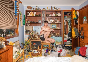 Self portrait collecting dust, 2025 Tom Zust