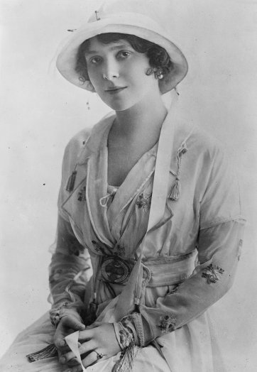Sári Petráss