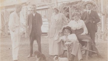 Norman, Kodak, Rose, J.F Archibald, model and John Barr