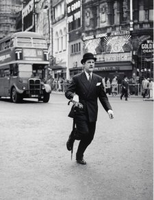 Traffic dodgers, Piccadilly Circus, London