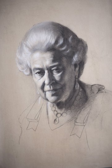 The Coronation Theatre,
Westminster Abbey:
A Portrait of Her Majesty
Queen Elizabeth II