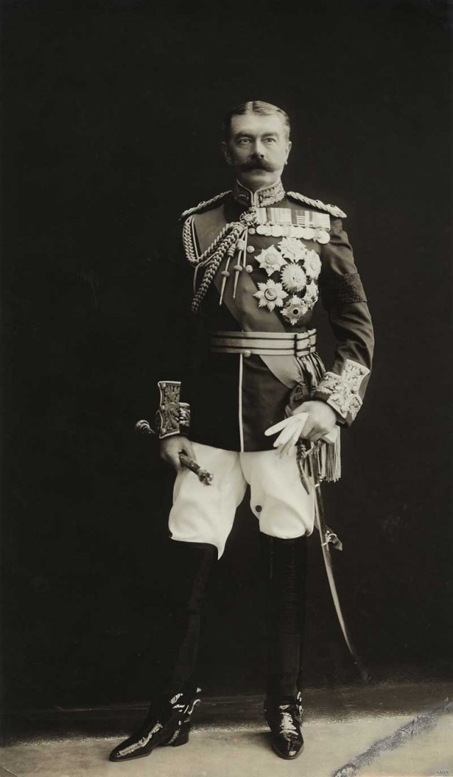 Herbert Kitchener, 1st Earl Kitchener, 1910