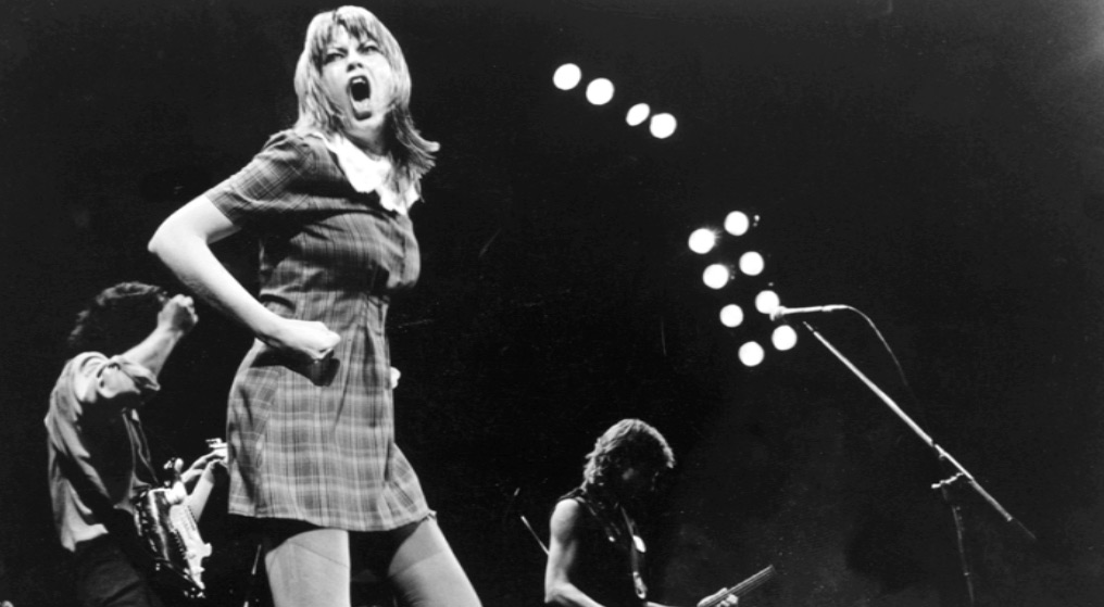 An interview with the iconic Australian rocker Chrissy Amphlett. 