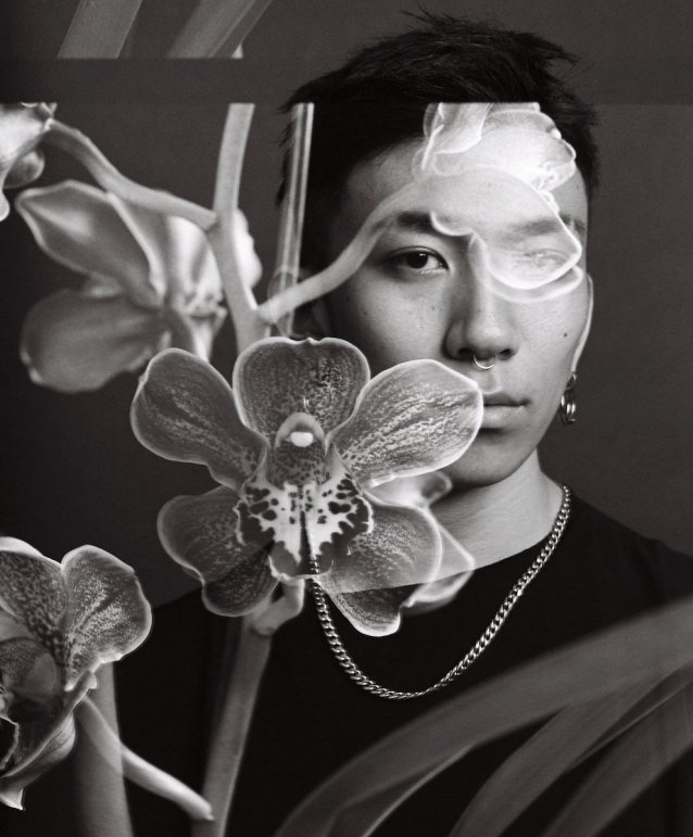 Lyu with orchid, 2017