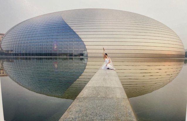 Graeme Murphy's Swan Lake: Ella Havelka, Beijing, 2015