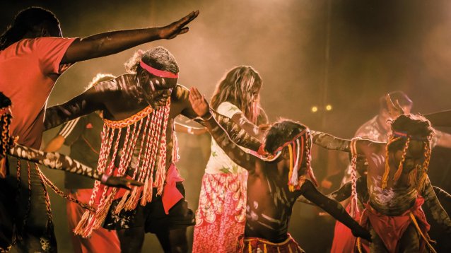 Yilila dancers, DanceSite Borroloola; Artback NT: Arts Development and Touring, Yanyuwa Country, 2014 Benjamin Warlngundu Ellis 