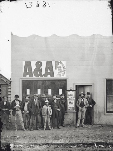 Studio of the American & Australasian Photographic Co., Hill End, 1872