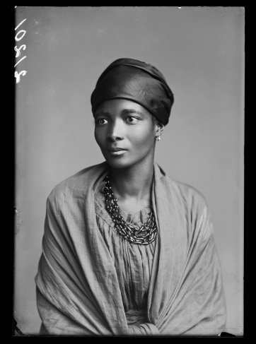 Eleanor Xiniwe of The African Choir, 1891 London Stereoscopic Co.
