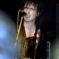 Ian Moss, Cold Chisel, Sylvania Hotel, Sydney, c. 1980 Stuart Spence