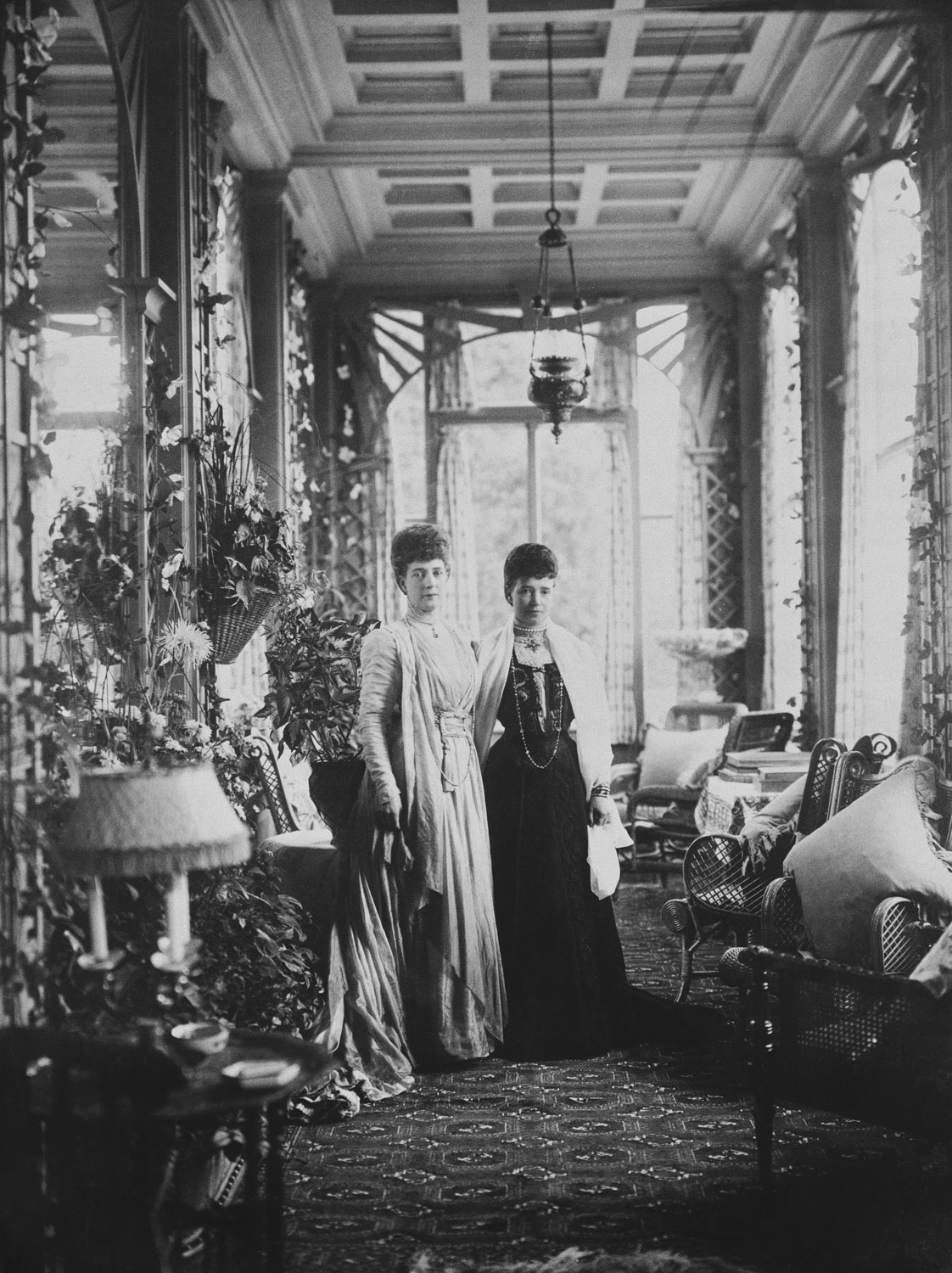 Queen Alexandra and Dowager Empress Marie Feodorovna of Russia, Hvidore, circa 1908 by Mary Steen