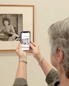 A phone recognising a photograph on a gallery wall