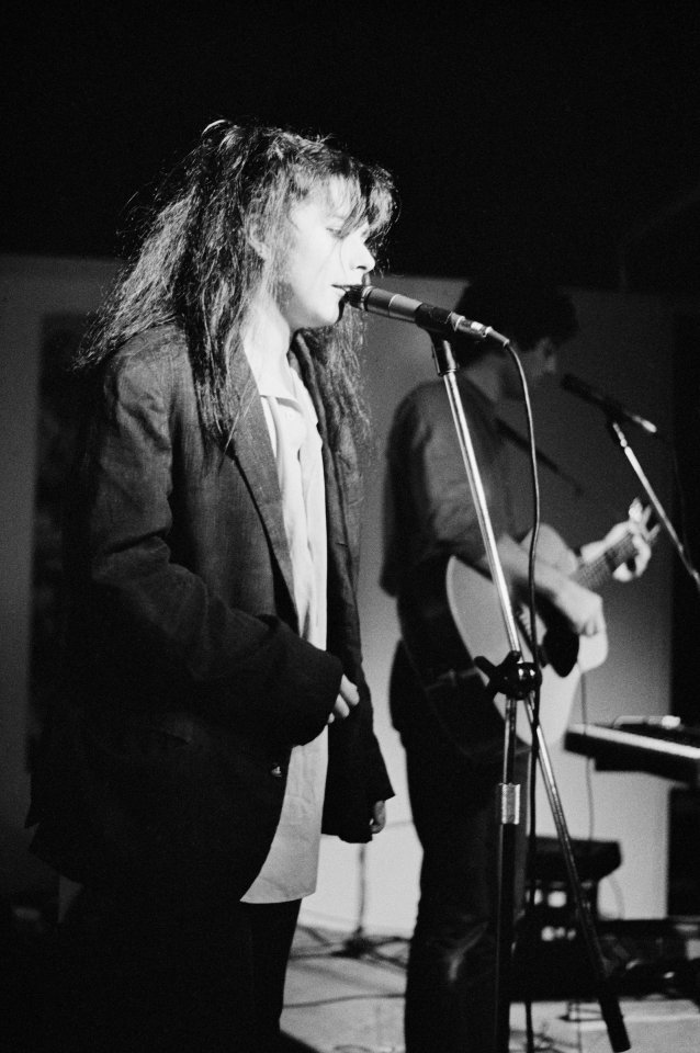 The Lighthouse Keepers, ANU Union, Canberra, 1983. Juliet Ward (vocals), Greg Appel (guitar), 1983