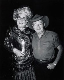 Slim Dusty and Dame Edna Everage, Carlton Hill Station, WA, 10 July 1993