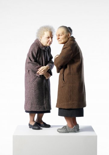 Two women, 2005 Ron Mueck