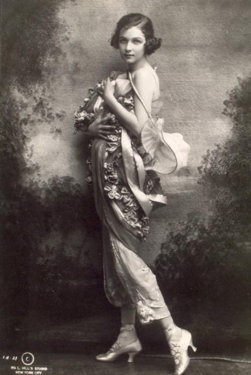 Irene Castle in dance costume, 1912-16