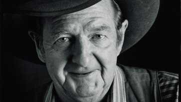 Slim Dusty at Carlton Hill Station, WA