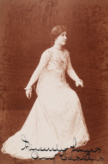Amy Castles